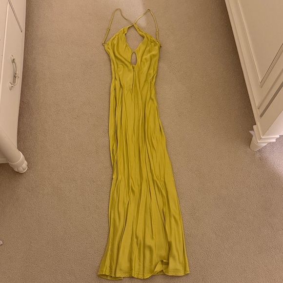 MESHKI XS DRESS SATIN CUT OUT MAXI - Picture 4 of 11